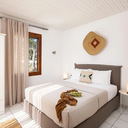 Acroterra - Easy Living