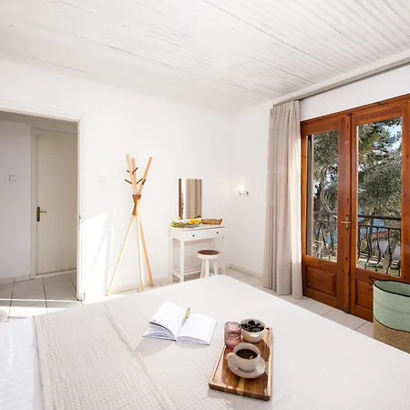 Acroterra - Easy Living *